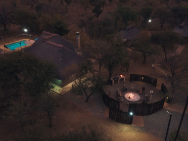 LikhuluSafaris-Accommodation-09-th.jpg