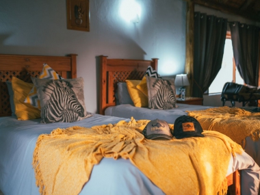 LikhuluSafaris-Accommodation-15-th.jpg