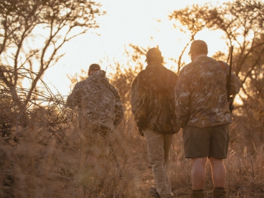 LikhuluSafaris-Hunting-Scenes-23-th.jpg