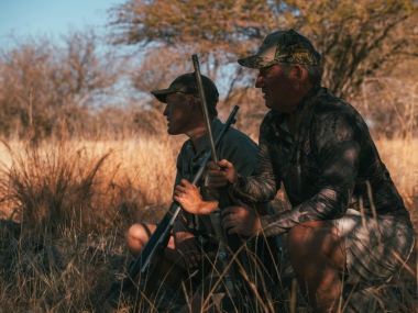 LikhuluSafaris-Hunting-Scenes-26-th.jpg