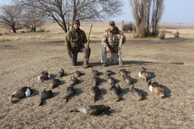likhulu-wingshooting36-th.jpg